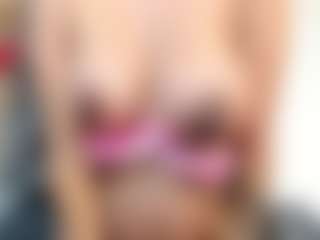 MiiaPonss's Live Sex Cam Show
