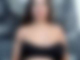 Live cam show with MiiaPonss - Brown Hair Petite on live18s.com