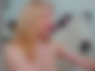 Sundy-Rose's Live Sex Cam Show