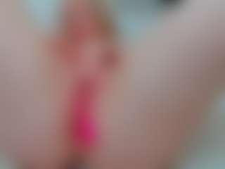Sundy-Rose's Live Sex Cam Show