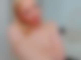 Sundy-Rose's Live Sex Cam Show