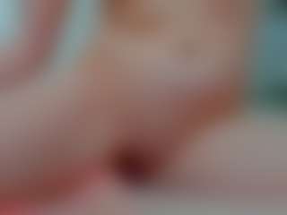Live cam show with Sundy-Rose - Butt Plug on Free Soda