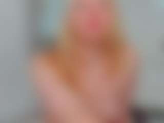 Sundy-Rose's Live Sex Cam Show