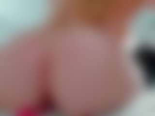 Sundy-Rose's Live Sex Cam Show