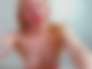 Sundy-Rose's Live Sex Cam Show