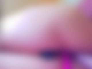 Live cam show with curvybuffgirllll - Mature on liverealitysex.com