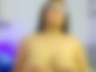 curvybuffgirllll's Live Sex Cam Show