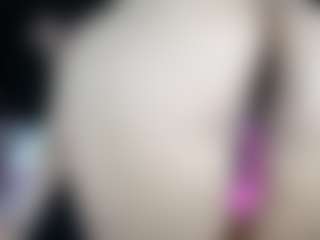 curvybuffgirllll's Live Sex Cam Show