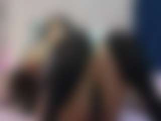 Live cam show with curvybuffgirllll - Petite MILF on eurowanks.com
