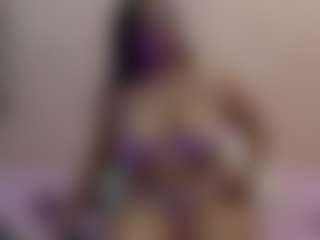 Live cam show with curvybuffgirllll - Gamer Mature on Camsoda