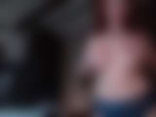 Live cam show with Kora Racy - Fetish on Dolls Live