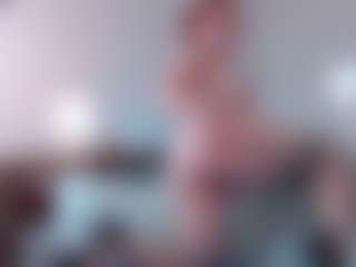 Live cam show with Kora Racy - Upskirt on CamClone