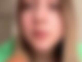 MadelineHall's Live Sex Cam Show