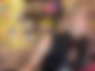 Live cam show with MilaHill - Kisses on slutload