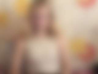 Live cam show with MilaHill - Office on testsause.com