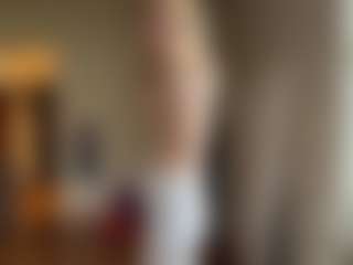 Live cam show with MilaHill - Baby on livesuperchat.net