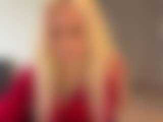 Live cam show with PenelopeMitchell - Granny Squirt on AdultVida.com