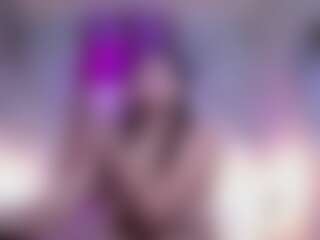 CurlyDani's Live Sex Cam Show