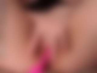 Laurapinky's Live Sex Cam Show