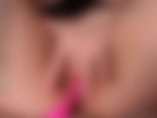 Laurapinky's Live Sex Cam Show