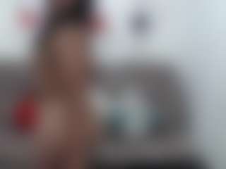 Live cam show with Velvet - College on CamClone