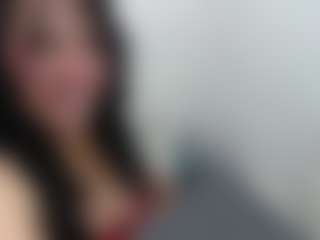 Live cam show with Velvet - Shaved on Livezox