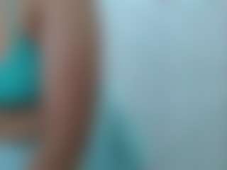 Live cam show with Velvet - Shaved on CamwithHer