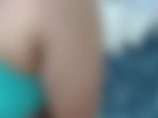 Live cam show with Velvet - Squirt White on Camsoda | colombia