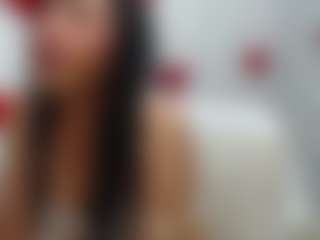 Live cam show with Velvet - Shaved on Camsoda