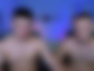 astren-villo's Live Sex Cam Show