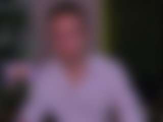 astren-villo's Live Sex Cam Show