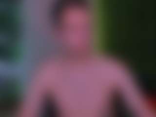 astren-villo's Live Sex Cam Show