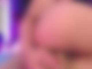 Live cam show with Giingergp - Body Massage on Camsoda