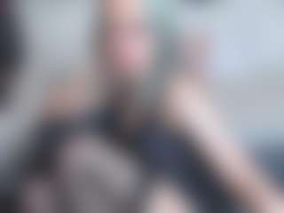 Live cam show with GinaDawson - College on Streamer API