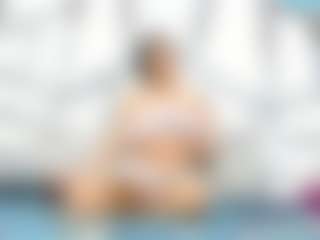 MiaHarper2's Live Sex Cam Show