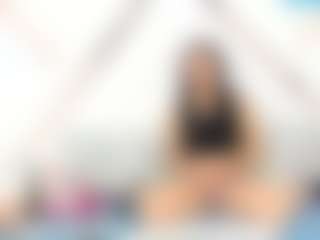MiaHarper2's Live Sex Cam Show