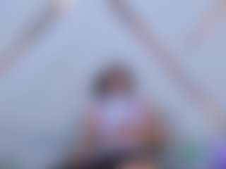 MiaHarper2's Live Sex Cam Show