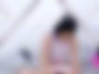 MiaHarper2's Live Sex Cam Show
