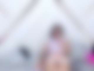 MiaHarper2's Live Sex Cam Show