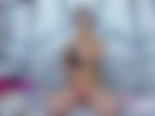 MiaHarper2's Live Sex Cam Show