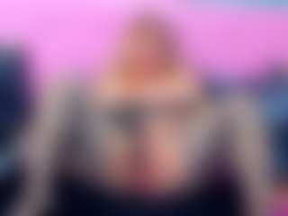 Live cam show with BelleInna - Roll on StripNow