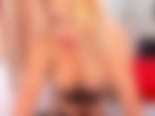 Live-Cam-Show mit BelleInna - Roll auf Camsoda