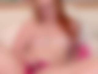 Live cam show with AngelWise - Sexy on AdultVida.com
