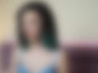 Live cam show with JoelleApril - Smoking on Stripli.com
