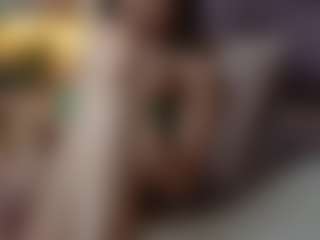 JoelleApril's Live Sex Cam Show