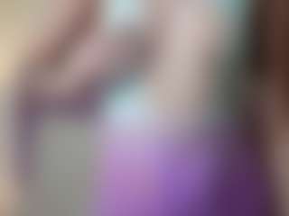 Live cam show with JoelleApril - Smoking on madthumbs