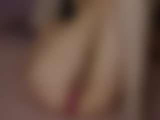 JoelleApril's Live Sex Cam Show