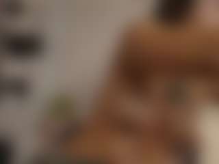 miazafiro's Live Sex Cam Show
