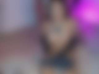 miazafiro's Live Sex Cam Show