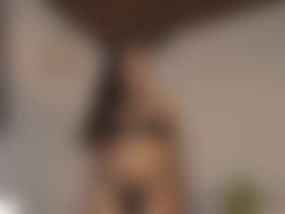 miazafiro's Live Sex Cam Show